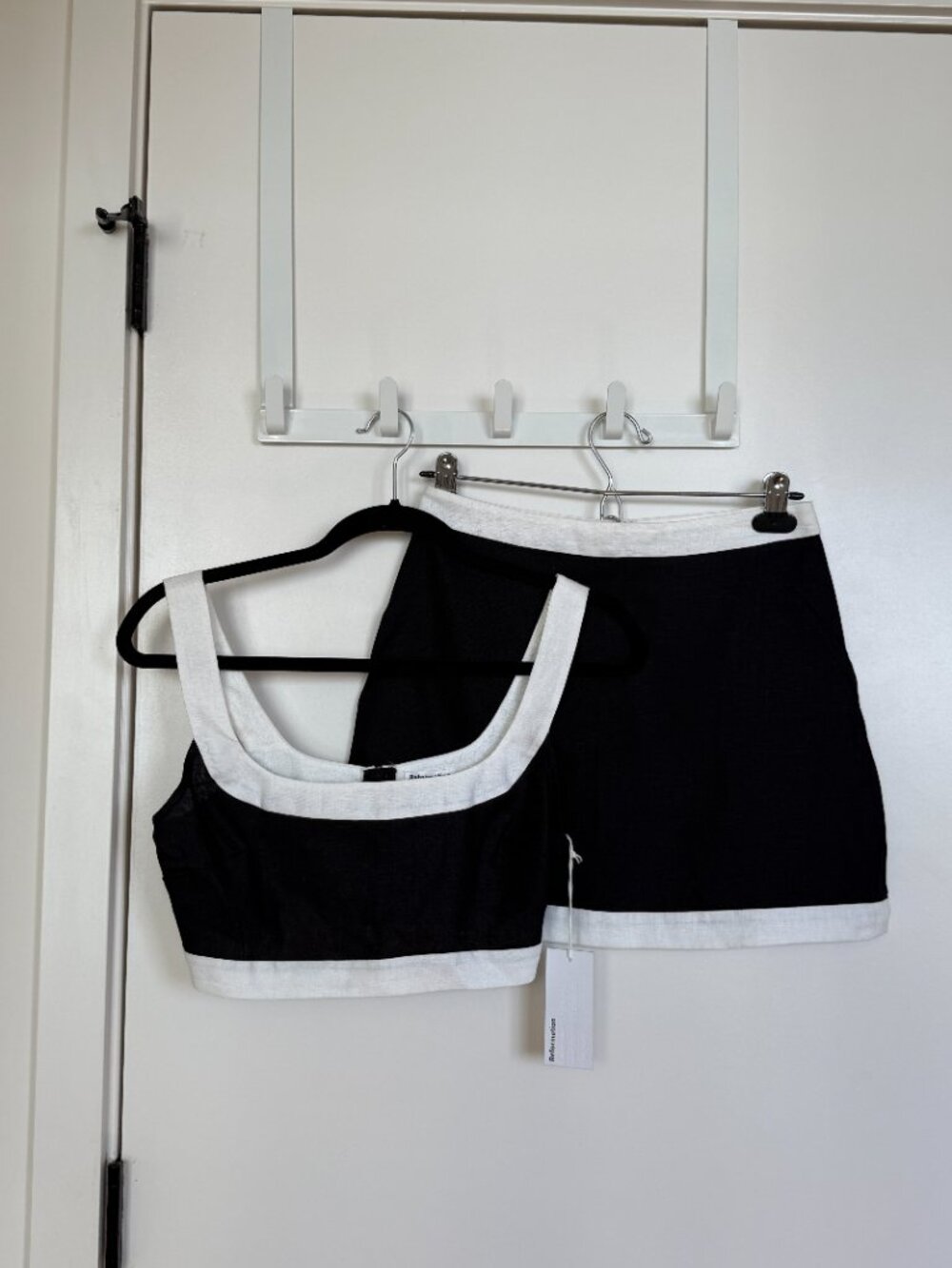 Reformation Robbie Linen Two Piece Set Black White Crop Top Mini Skirt Sz 2 NWT - Picture 2 of 11